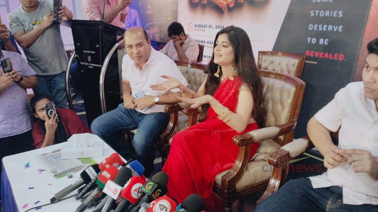 ঢাকাই সিনেমায় নতুন অধ্যায় শুরু মধুমিতা সরকারের