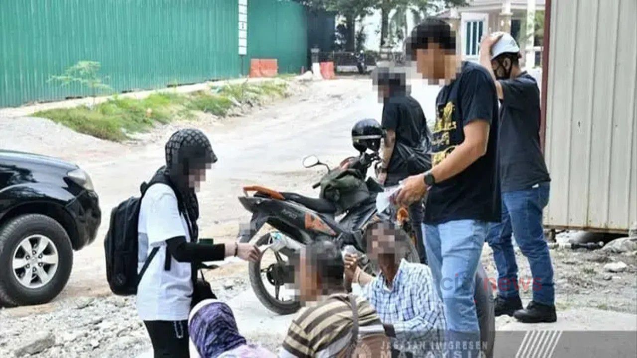 তিন দিনের অভিযানে মালয়েশিয়ায় আটক ৫২৮, তালিকায় ৩০ বাংলাদেশি