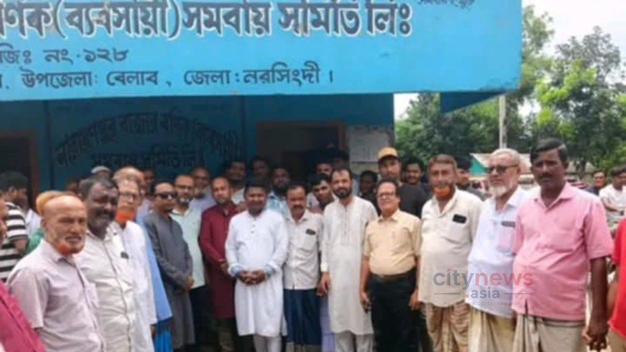নারায়ণপুর বাজার বণিক সমিতির নির্বাচনে আলোচনায় রবিন মোল্লা