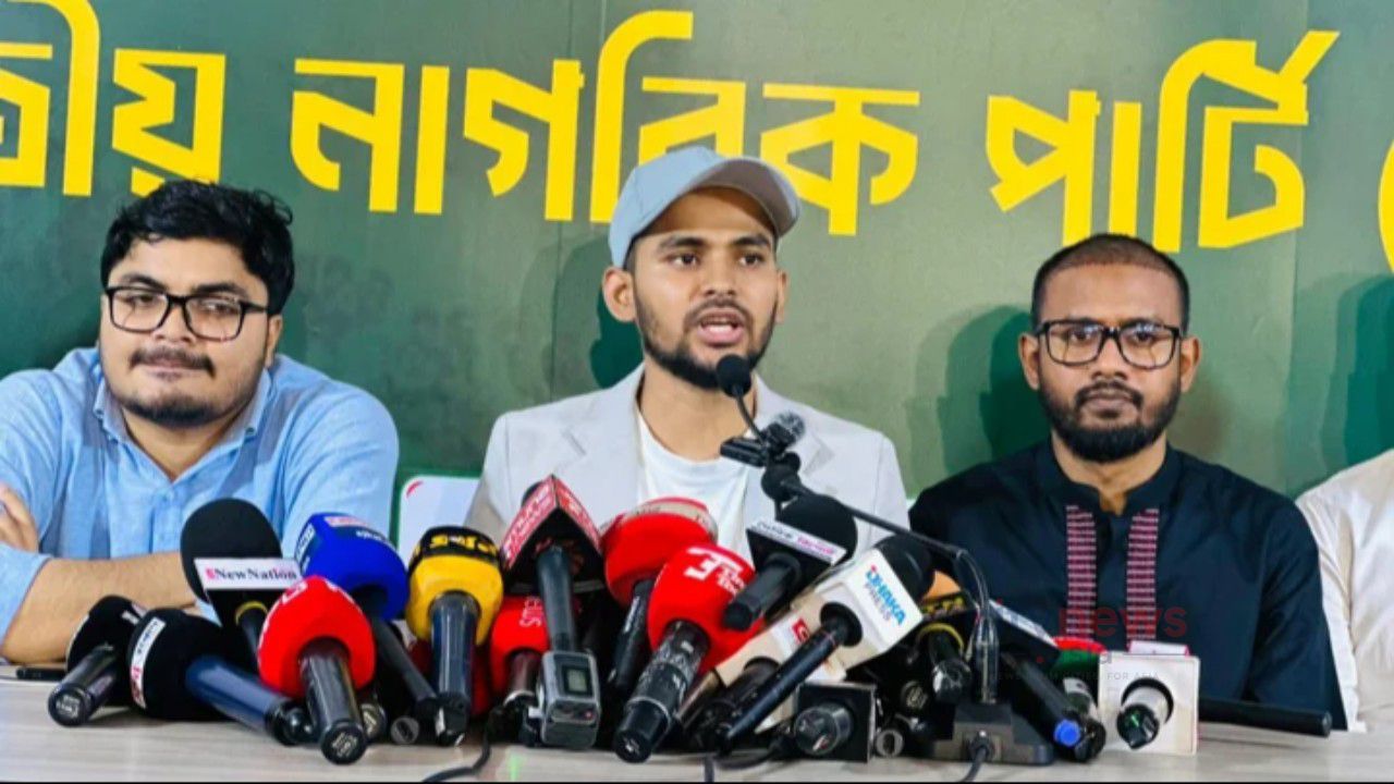 দুদকের অভিযোগ নিয়ে আসিফ মাহমুদের চ্যালেঞ্জ, ২৪ ঘণ্টার মধ্যে বক্তব্য প্রত্যাহারের দাবি