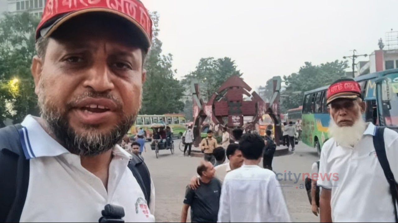 সড়ক ও রেলসেতু নির্মাণের  দাবিতে বাবা-ছেলের ১৯ দিনের দীর্ঘ পদযাত্রা